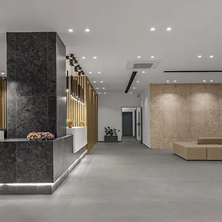 Junior Apartahotel 4*
