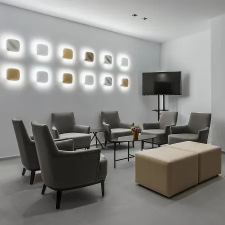 Junior Apartahotel 4*