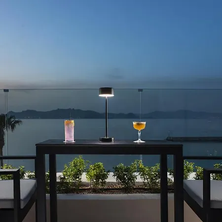 Apartahotel Divine Hotel&suites Cos