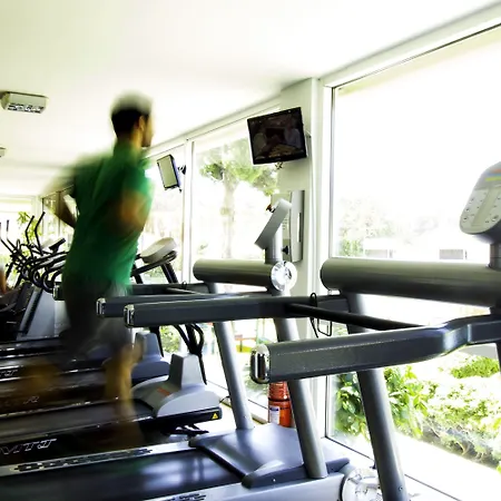 公寓式酒店 Divine & 科斯镇