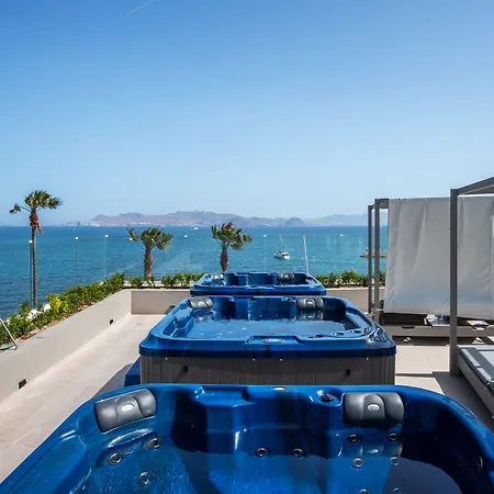 Apartahotel Divine Hotel&suites Cos