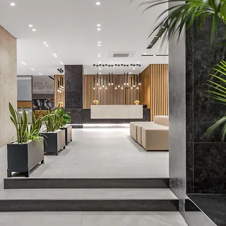 Divine Hotel&suites Apartahotel Cos