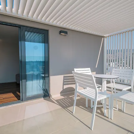 Apartahotel Divine Hotel&suites Cos