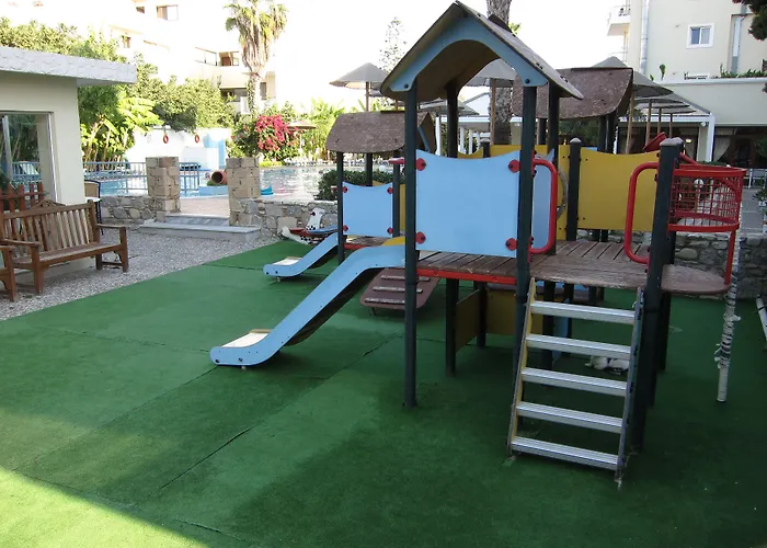 Lägenhetshotell Divine & 4*